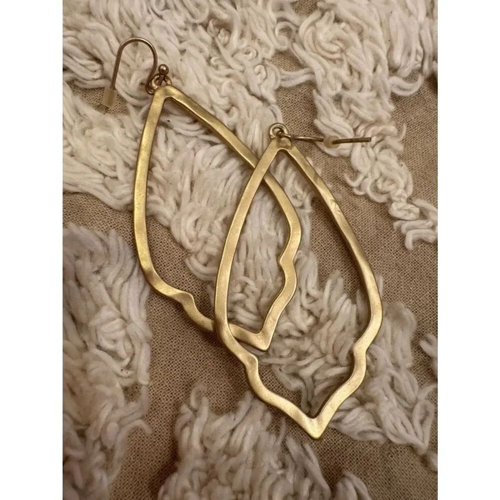 *Stitch Fix* Gold Leaf Chandelier Drop Earrings